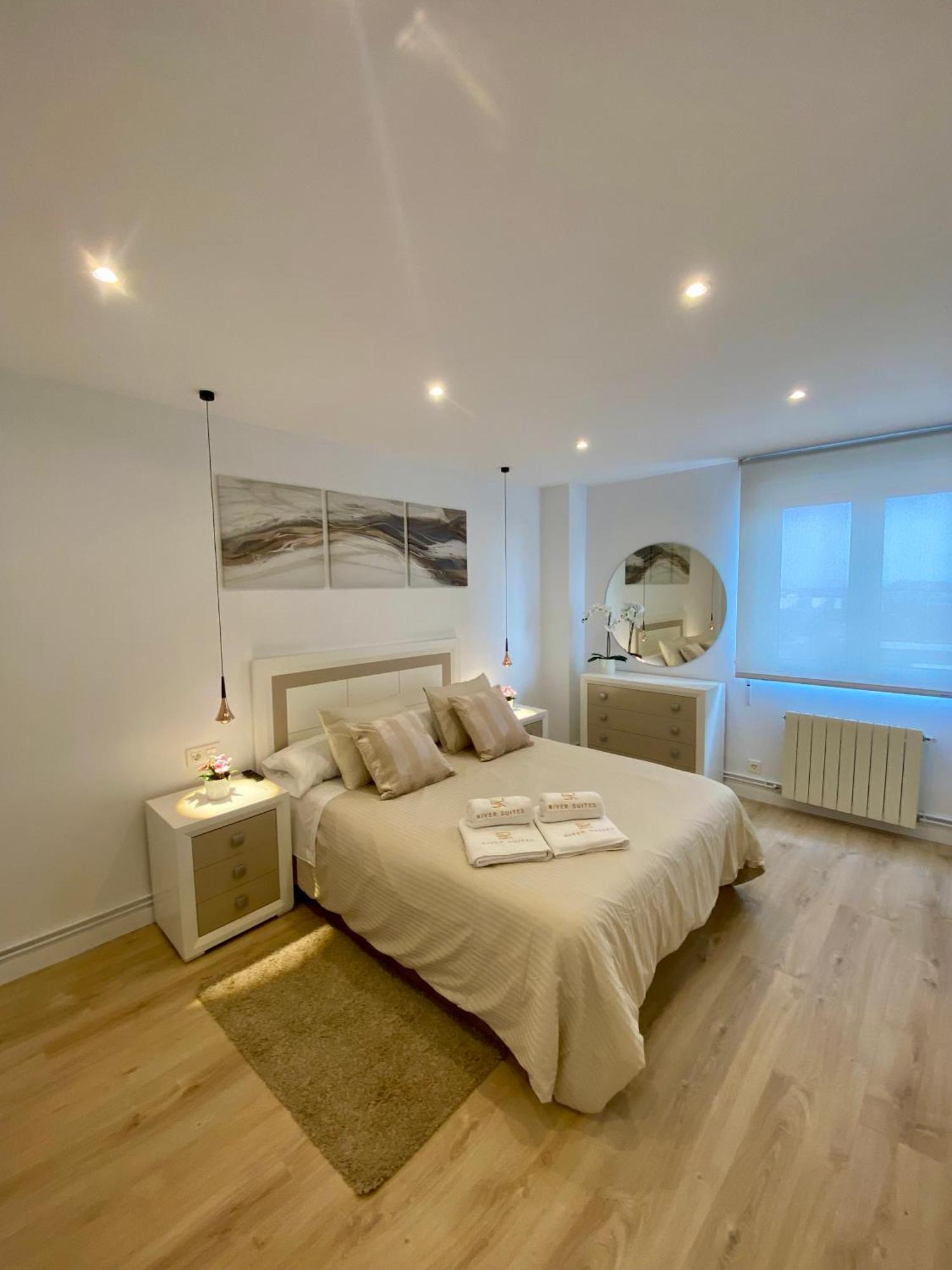 Apartamento De Lujo River Suites Santander Exterior photo